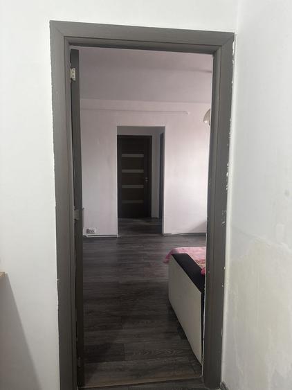 Apartament cu 2 camere semidecomandat în Exterior Vest