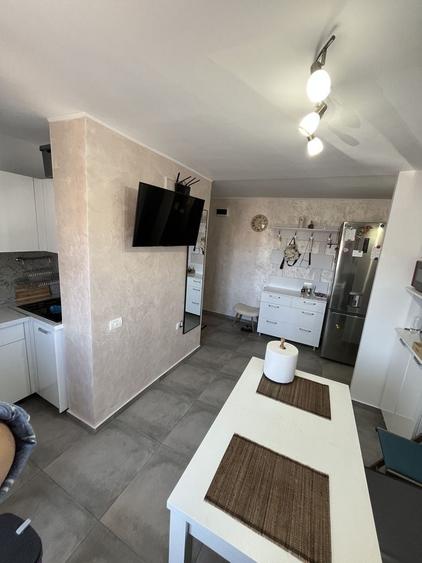 Apartament cu 2 camere decomandat, mobilat în Inel I