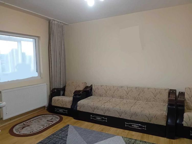 Apartament cu 4 camere decomandat în Micro 4