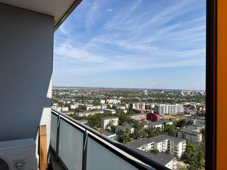 Apartament cu 3 camere decomandat, mobilat în Doamna Ghica