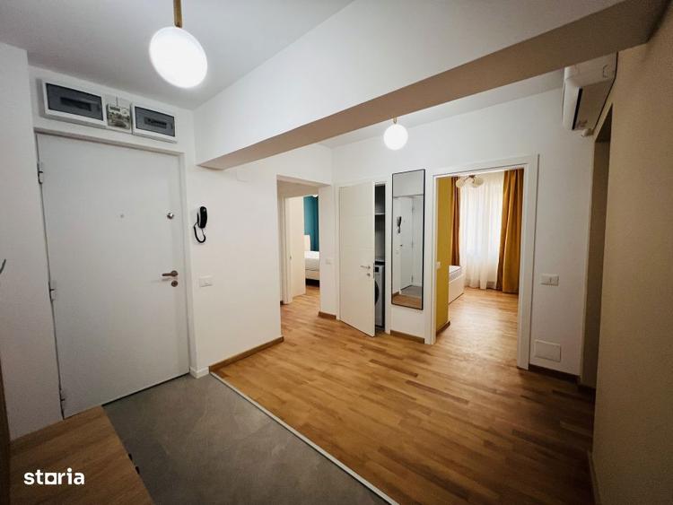 Apartament cu 3 camere decomandat, mobilat în Vitan