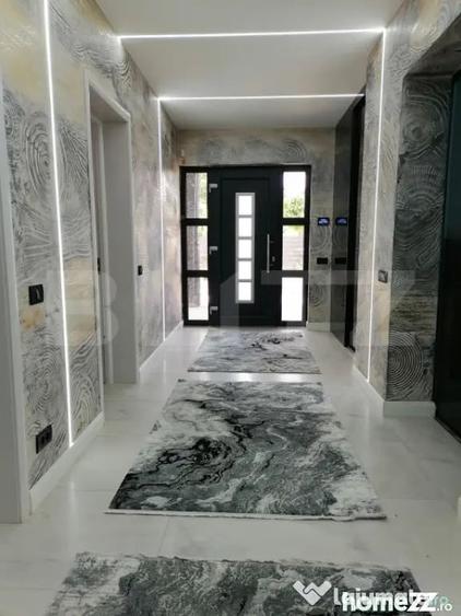Casă cu 5 camere cu Teren 600 Mp în Valea
