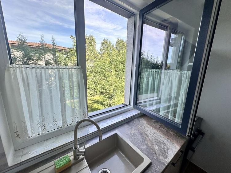 Apartament cu 2 camere decomandat în Florești