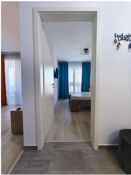 Apartament cu 2 camere semidecomandat, mobilat în Tractorul