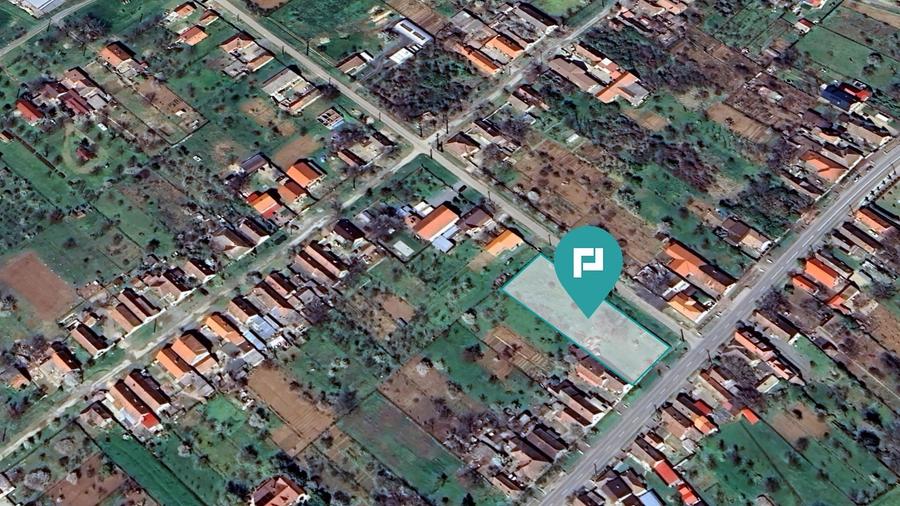 Teren Construcții intravilan de 1988 mp, în Miniș