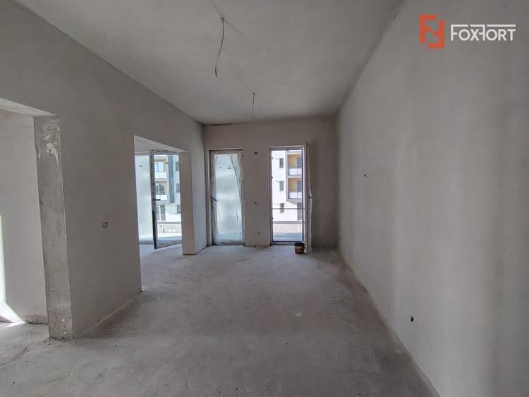 Apartament cu 3 camere decomandat în Giroc