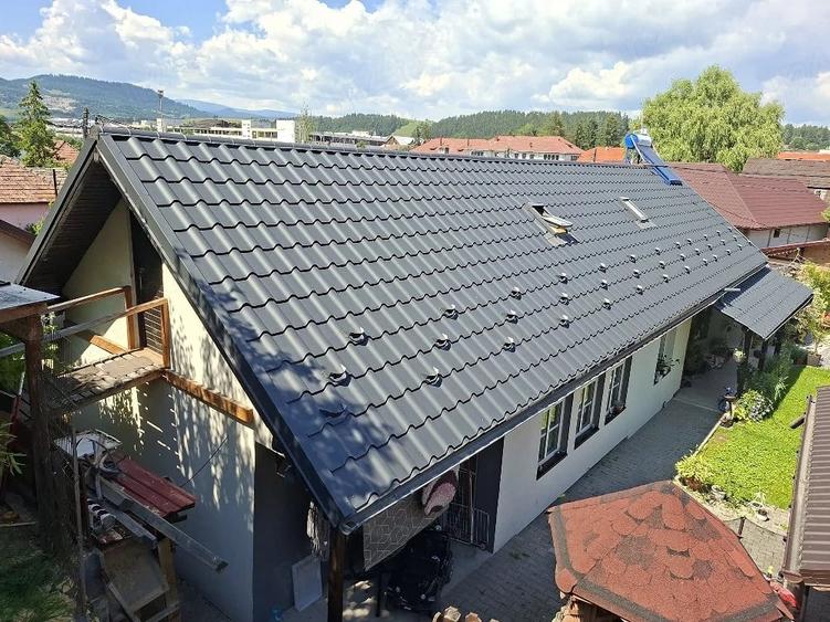 Casă cu 4 camere cu Teren 893 Mp în Central