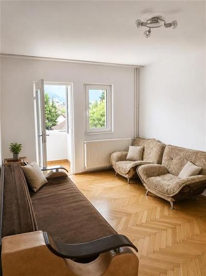 Apartament cu 2 camere decomandat, mobilat în Tractorul