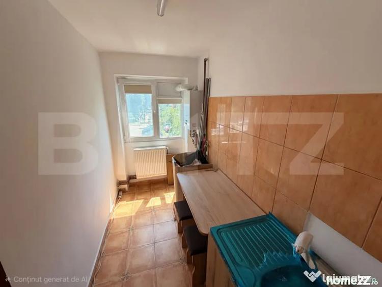 Apartament cu 2 camere semidecomandat în Micro 6