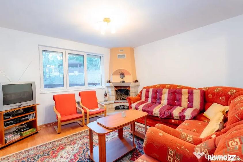 Casă cu 4 camere cu Teren 1292 Mp în Drăganu