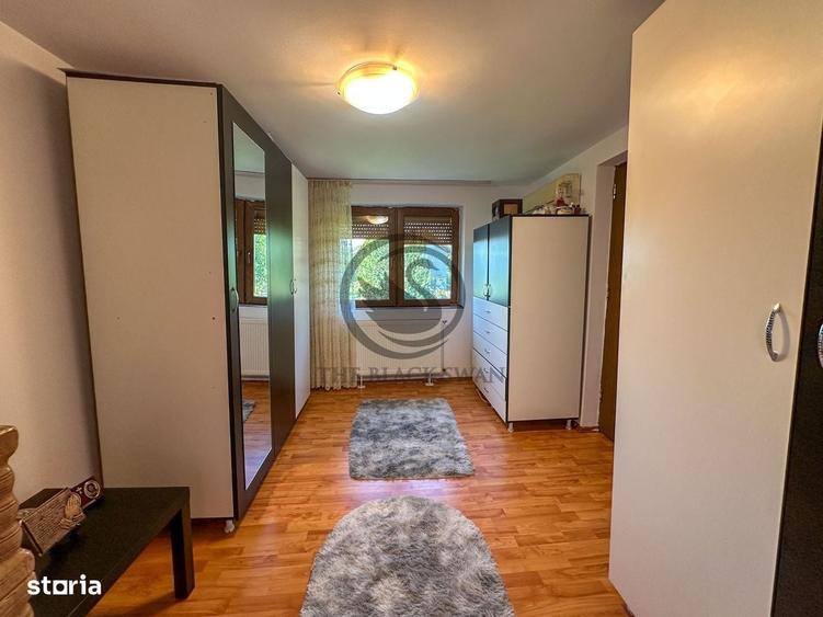 Casă cu 4 camere în Piatra
