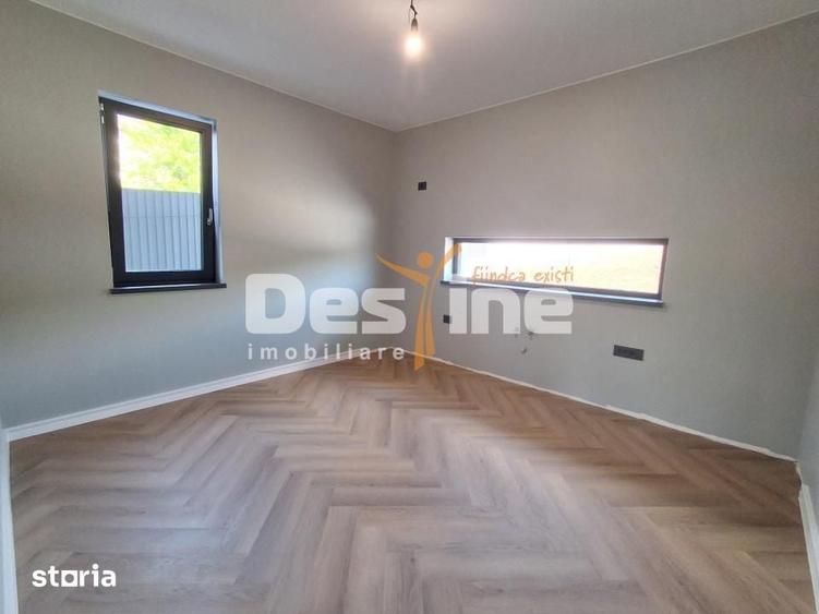 Casă cu 4 camere cu Teren 394 Mp în Miroslava