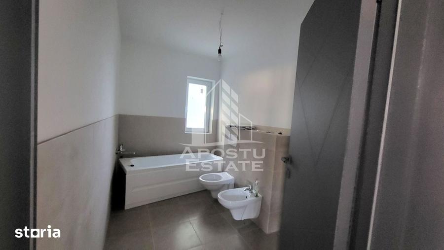 Casă cu 3 camere cu Teren 500 Mp în Central