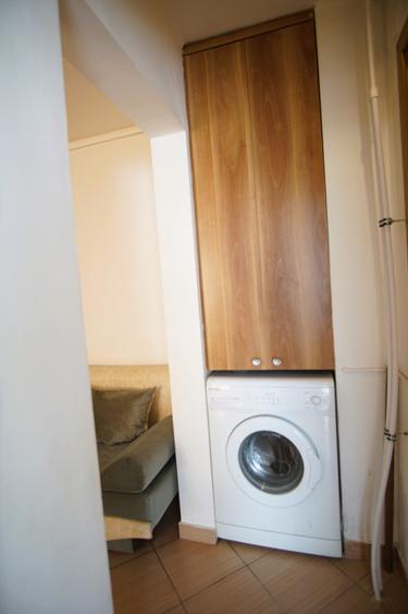 Apartament cu 2 camere decomandat, mobilat în Sebastian