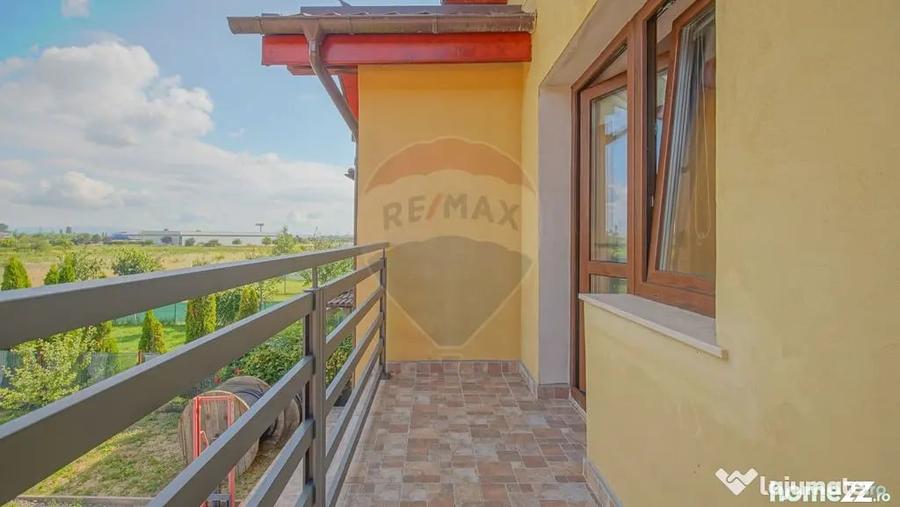 Casă cu 4 camere cu Teren 534 Mp în IAR