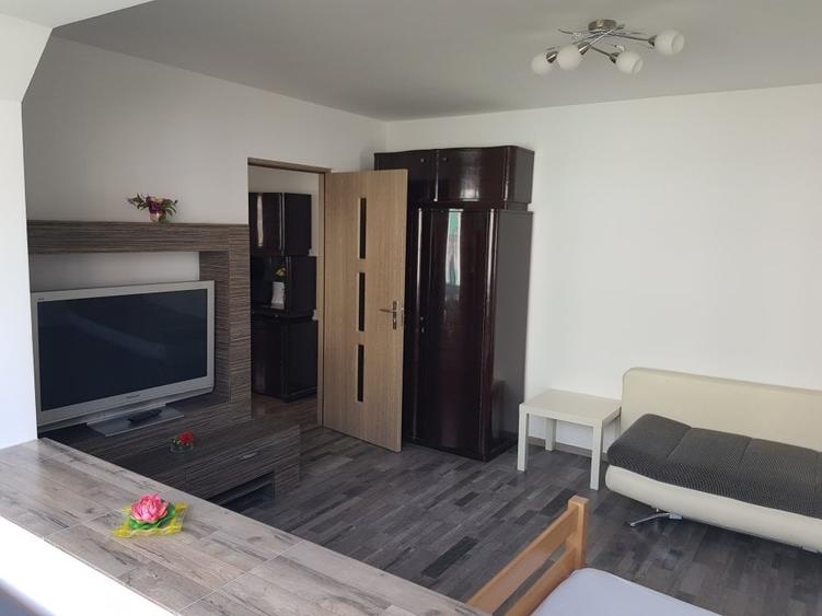 Apartament cu 2 camere semidecomandat în Micro I
