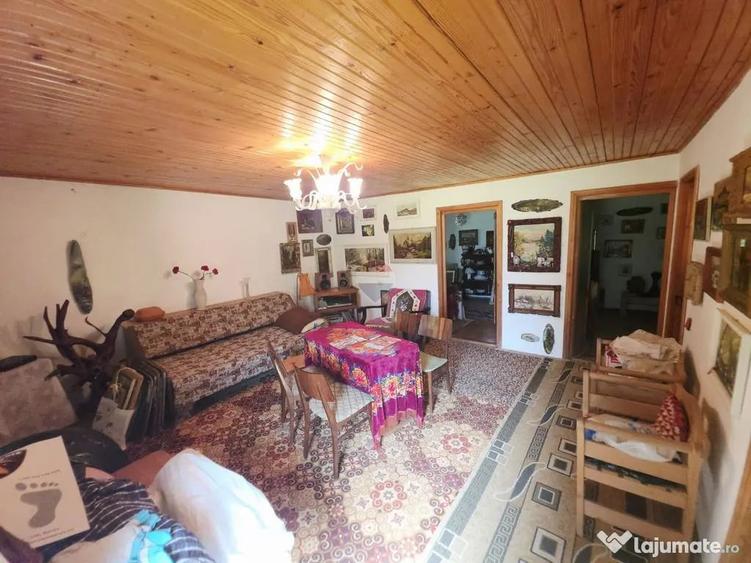 Casă cu 3 camere cu Teren 803 Mp în Bistrița