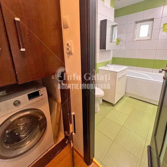 Apartament cu 2 camere decomandat în Central