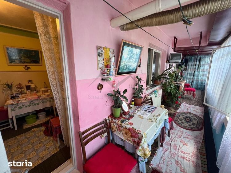 Apartament cu 3 camere decomandat în Holboca