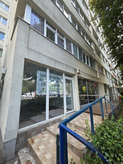 Spațiu comercial, de 64 mp, în Metalurgiei