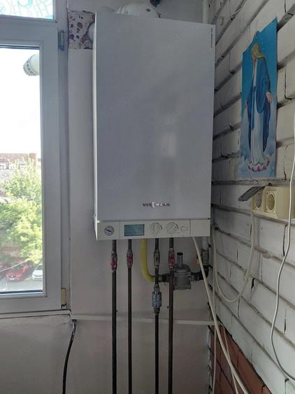 Apartament cu 3 camere decomandat în Complex Studențesc