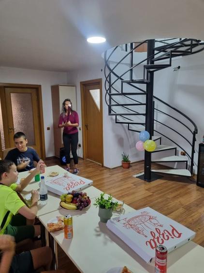 Casă cu 4 camere cu Teren 450 Mp în Glâmbocu