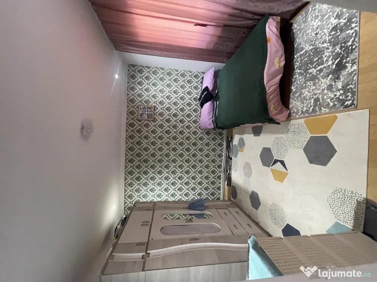 Casă cu 5 camere în Central