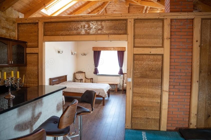 Casă cu 6 camere cu Teren 30000 Mp în Sovata
