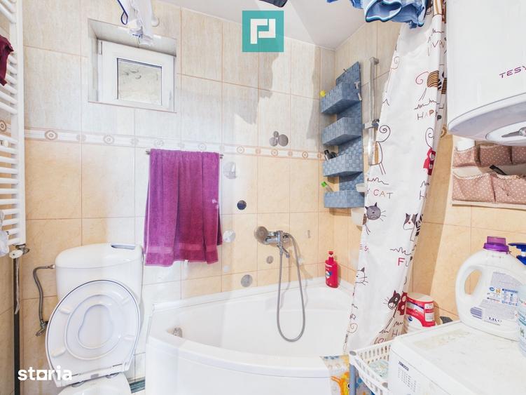 Casă cu 2 camere cu Teren 1800 Mp în Hidiș