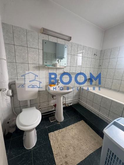 Apartament cu 2 camere semidecomandat în Traian