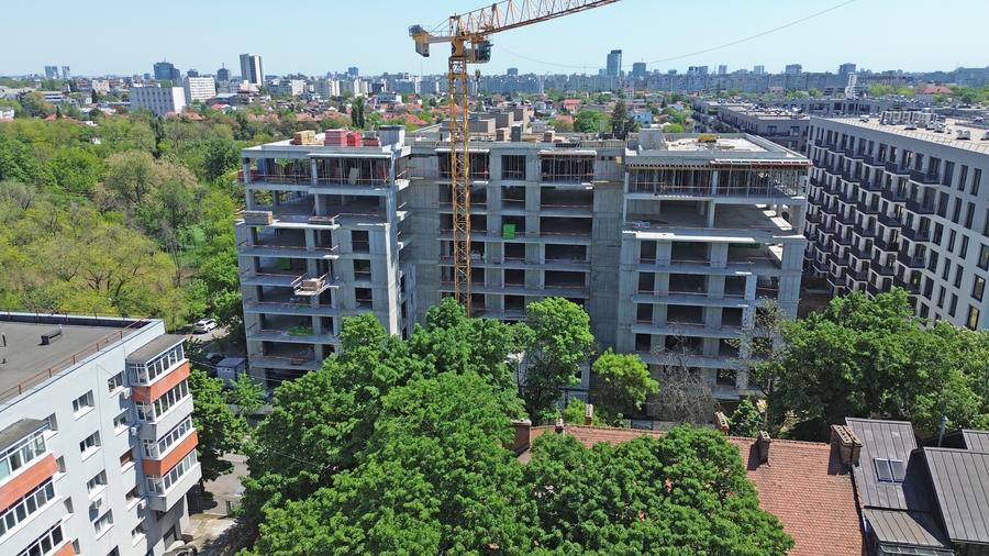 Apartament cu 4 camere decomandat în Domenii