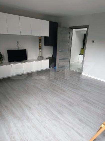 Apartament cu 3 camere decomandat, mobilat în Nord