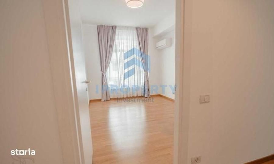 Apartament cu 4 camere decomandat în Lacul Tei