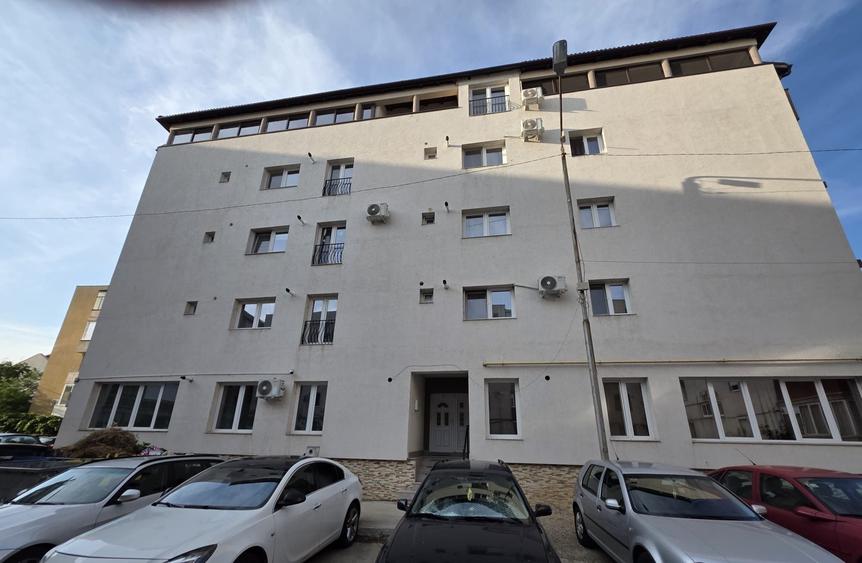 Apartament cu 2 camere decomandat în Ultracentral