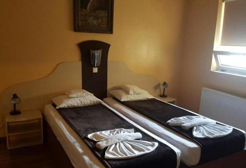 Casă cu 4 camere cu Teren 400 Mp în Lugojului