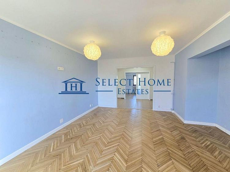 Apartament cu 5 camere decomandat în Unirii