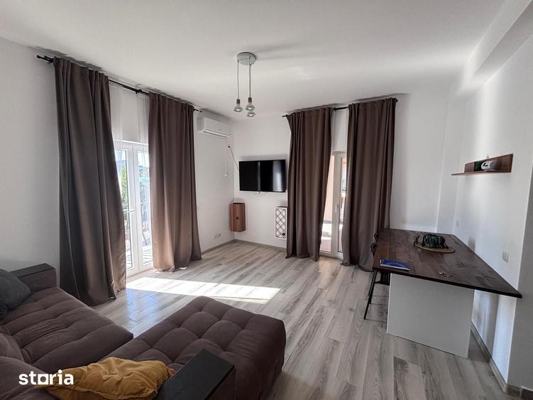 Apartament cu 3 camere în Ștefăneștii de Jos