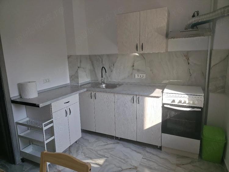 Apartament cu 2 camere decomandat în Berceni