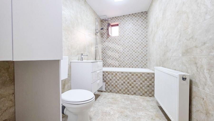 Casă individuală cu 3 camere cu Canalizare în Alexandriei