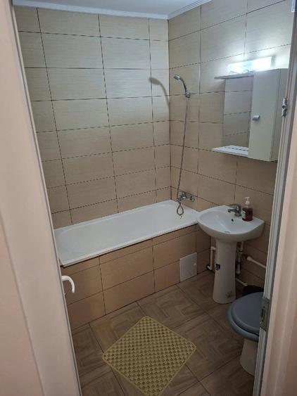 Apartament cu 2 camere decomandat în Cuza Vodă
