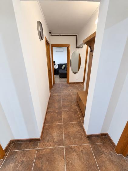 Apartament cu 3 camere decomandat în Dacia