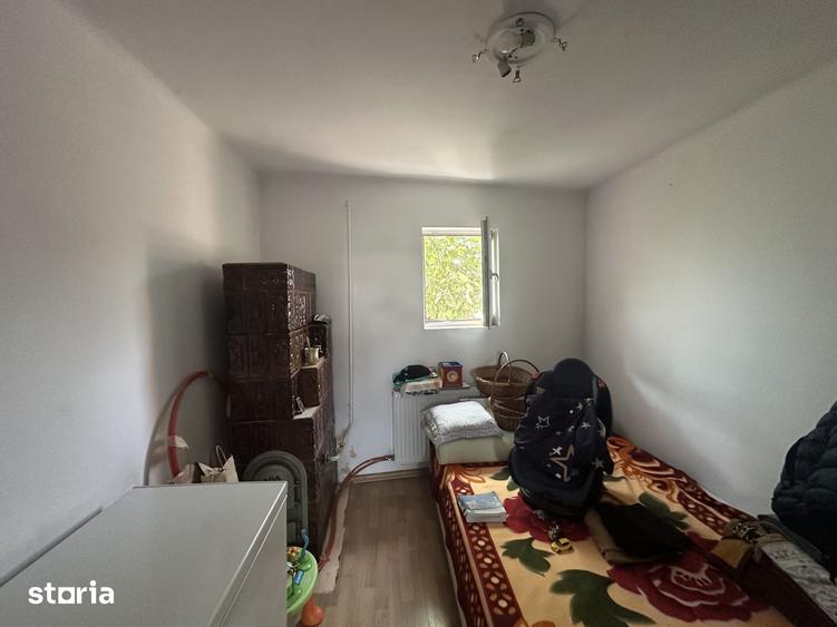 Casă cu 3 camere cu Teren 347 Mp în Bucov