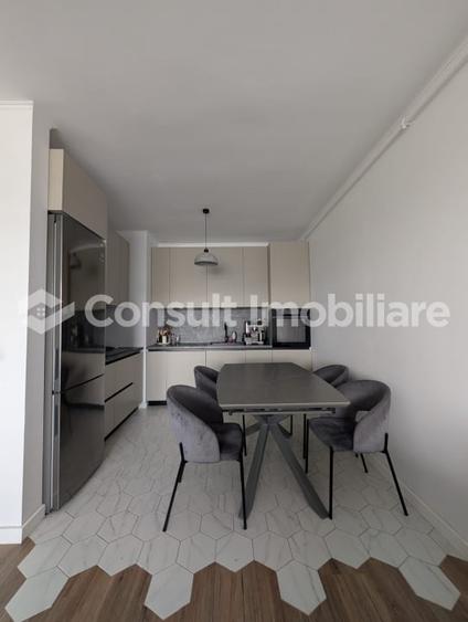 Apartament cu 2 camere semidecomandat, mobilat în Între Lacuri