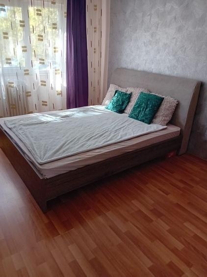 Garsonieră decomandată în Decebal