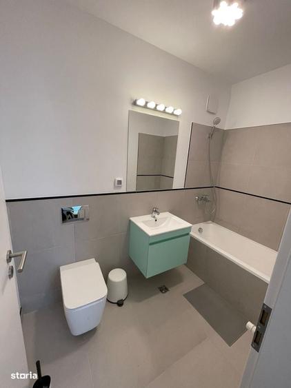 Apartament cu 3 camere în Jiului