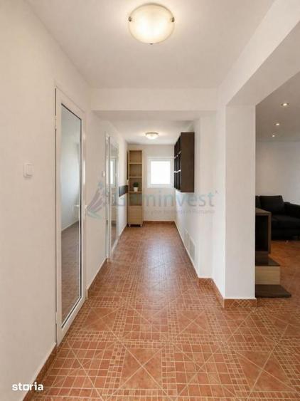 Casă cu 5 camere cu Teren 2778 Mp în Hidiș