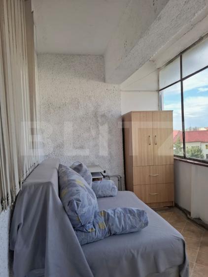 Apartament cu 3 camere decomandat, mobilat în Calea București