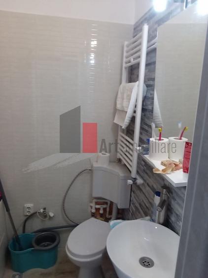 Apartament cu 2 camere decomandat, mobilat în Brâncoveanu