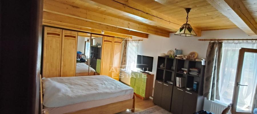 Casă individuală cu 4 camere cu Canalizare în Bucovăț (Remetea Mare)