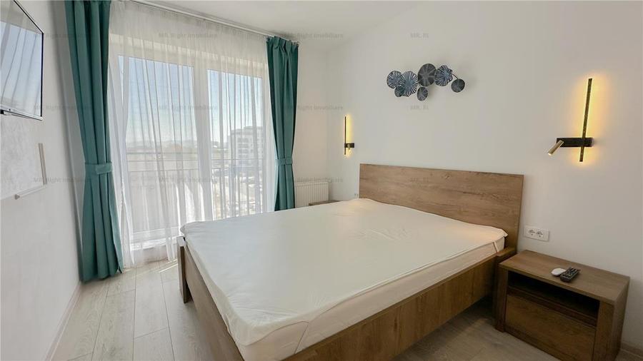 Apartament cu 2 camere decomandat, mobilat în Tractorul